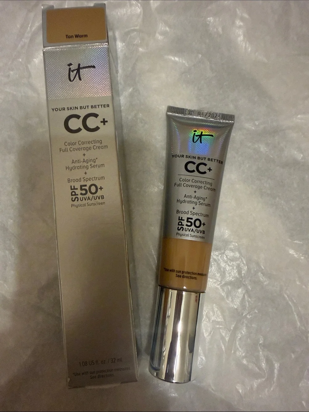 it cosmetics CC+ Cream SPF 50+ - Tan Warm (Silver Packaging)
